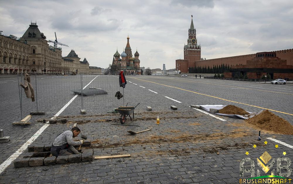Укладка брусчатки Кремль песок ремонт